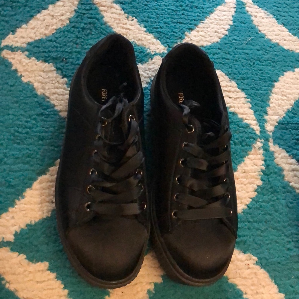 Black Heeled Canvas